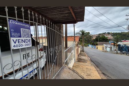 Casa à venda com 124m², 2 quartos e 1 vaga