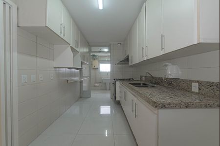 Apartamento para alugar com 120m², 3 quartos e 2 vagas Apartamento para alugar com 120m², 3 quartos e 2 vagasCozinha