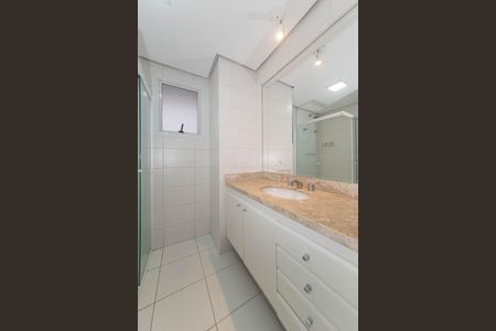 Apartamento para alugar com 120m², 3 quartos e 2 vagas Apartamento para alugar com 120m², 3 quartos e 2 vagasBanheiro Social