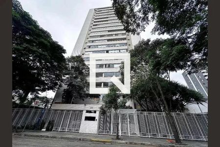 Apartamento para alugar com 120m², 3 quartos e 2 vagas Apartamento para alugar com 120m², 3 quartos e 2 vagasFachada