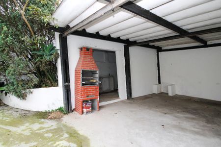 Casa de condomínio para alugar com 230m², 3 quartos e 4 vagas Casa de condomínio para alugar com 230m², 3 quartos e 4 vagasChurrasqueira