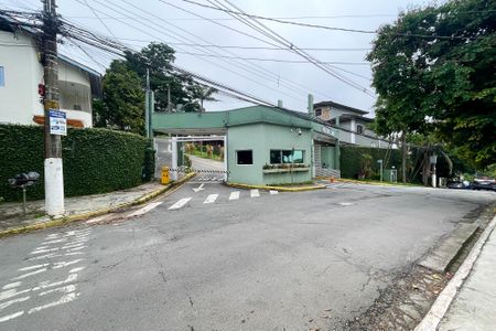 Casa de condomínio para alugar com 230m², 3 quartos e 4 vagas Casa de condomínio para alugar com 230m², 3 quartos e 4 vagasFachada Condomínio