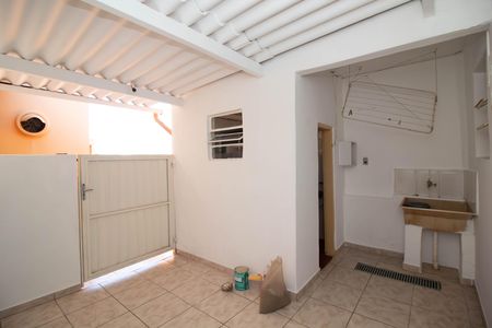 Casa para alugar com 94m², 3 quartos e 1 vaga Casa para alugar com 94m², 3 quartos e 1 vagaÁrea de Serviço - Casa 2