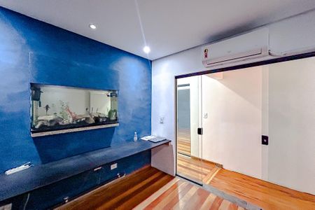 Casa para alugar com 318m², 5 quartos e 2 vagasQuarto 1