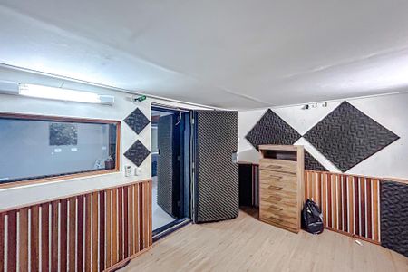 Casa para alugar com 318m², 5 quartos e 2 vagasQuarto 5