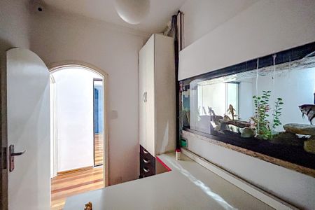 Casa para alugar com 318m², 5 quartos e 2 vagasQuarto 3