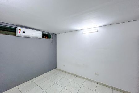 Casa para alugar com 318m², 5 quartos e 2 vagasQuarto 4