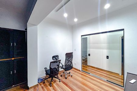 Casa para alugar com 318m², 5 quartos e 2 vagasQuarto 2