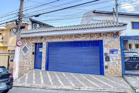 Casa para alugar com 318m², 5 quartos e 2 vagasFachada com Plaquinha