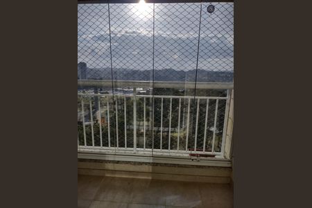 Apartamento à venda com 72m², 3 quartos e 1 vaga Apartamento à venda com 72m², 3 quartos e 1 vagaVaranda