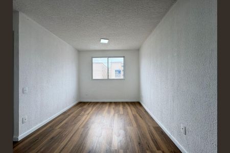 Sala de apartamento à venda com 2 quartos, 44m² em Mato Grande, Canoas
