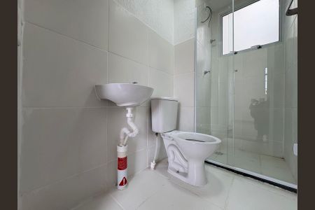Apartamento para alugar com 44m², 2 quartos e 1 vaga Apartamento para alugar com 44m², 2 quartos e 1 vagaBanheiro