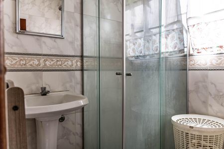 Casa à venda com 420m², 3 quartos e 4 vagas Casa à venda com 420m², 3 quartos e 4 vagasBanheiro 1