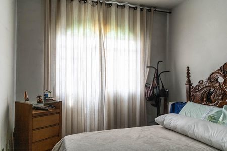 Casa à venda com 420m², 3 quartos e 4 vagas Casa à venda com 420m², 3 quartos e 4 vagasQuarto 1
