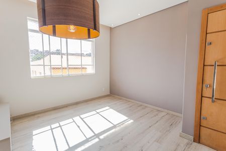 Sala de apartamento para alugar com 2 quartos, 70m² em Serra, Belo Horizonte