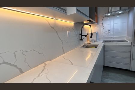 Cozinha de apartamento à venda com 2 quartos, 66m² em Pinheiros, São Paulo