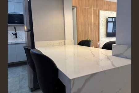 Cozinha de apartamento à venda com 2 quartos, 66m² em Pinheiros, São Paulo