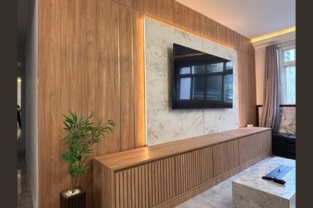 Sala de apartamento à venda com 2 quartos, 66m² em Pinheiros, São Paulo