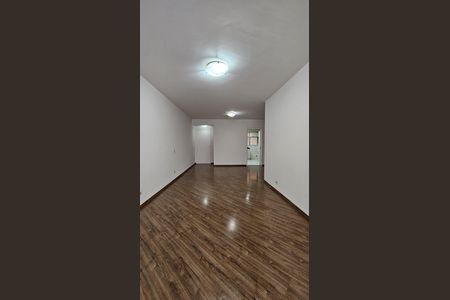 Sala de apartamento à venda com 3 quartos, 118m² em Vila Itapura, Campinas