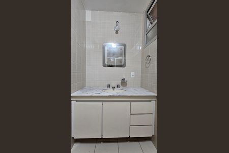 Apartamento à venda com 118m², 3 quartos e 1 vaga Apartamento à venda com 118m², 3 quartos e 1 vagaBanheiro