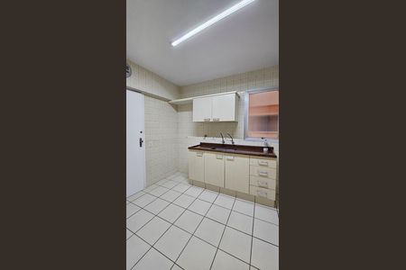 Apartamento à venda com 118m², 3 quartos e 1 vaga Apartamento à venda com 118m², 3 quartos e 1 vagaCozinha