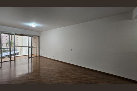 Apartamento à venda com 118m², 3 quartos e 1 vaga Apartamento à venda com 118m², 3 quartos e 1 vagaSala
