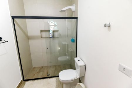 Banheiro da Suíte de casa para alugar com 3 quartos, 120m² em Jardim Maria Rosa, Taboão da Serra