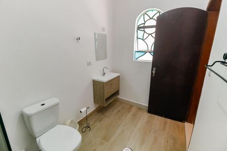 Casa para alugar com 120m², 3 quartos e 1 vaga Casa para alugar com 120m², 3 quartos e 1 vagaBanheiro da Suíte