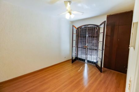 Casa para alugar com 120m², 3 quartos e 1 vaga Casa para alugar com 120m², 3 quartos e 1 vagaSuíte