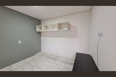 Casa para alugar com 1 quarto, 56m² em Jardim Meliunas, Itaquaquecetuba