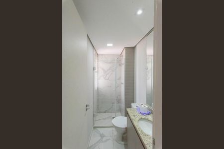 Apartamento à venda com 80m², 2 quartos e 2 vagas Apartamento à venda com 80m², 2 quartos e 2 vagasBanheiro