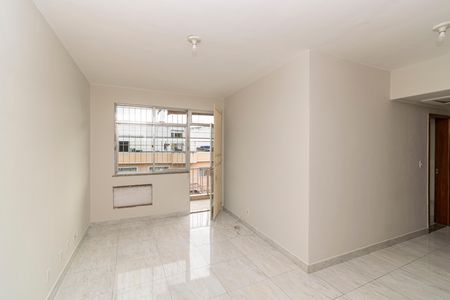 Sala de apartamento para alugar com 2 quartos, 42m² em Vista Alegre, Rio de Janeiro