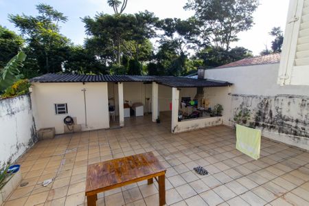 Casa à venda com 150m², 3 quartos e 3 vagas Casa à venda com 150m², 3 quartos e 3 vagasÁrea externa