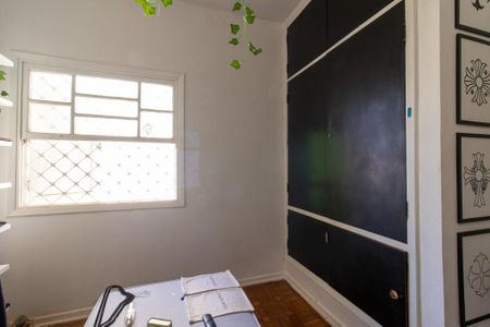 Casa à venda com 150m², 3 quartos e 3 vagas Casa à venda com 150m², 3 quartos e 3 vagasQuarto 3