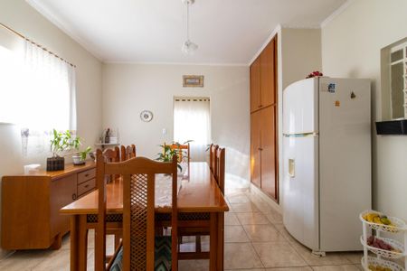 Casa à venda com 150m², 3 quartos e 3 vagas Casa à venda com 150m², 3 quartos e 3 vagasSala de Jantar