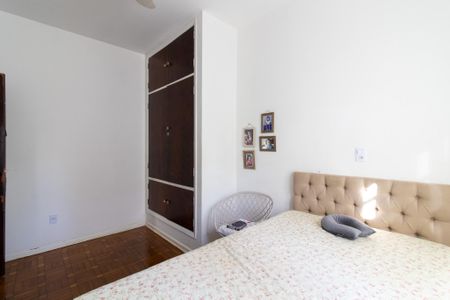 Casa à venda com 150m², 3 quartos e 3 vagas Casa à venda com 150m², 3 quartos e 3 vagasQuarto 1