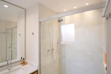 Apartamento à venda com 109m², 3 quartos e 2 vagasBanheiro da Suíte 1