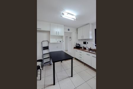 Apartamento à venda com 115m², 3 quartos e 2 vagas Apartamento à venda com 115m², 3 quartos e 2 vagasCozinha
