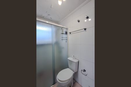 Apartamento à venda com 115m², 3 quartos e 2 vagas Apartamento à venda com 115m², 3 quartos e 2 vagasBanheiro da Suíte