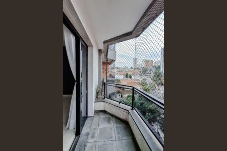 Apartamento à venda com 115m², 3 quartos e 2 vagas Apartamento à venda com 115m², 3 quartos e 2 vagasVaranda da Sala