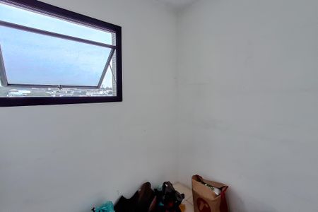 Apartamento à venda com 115m², 3 quartos e 2 vagas Apartamento à venda com 115m², 3 quartos e 2 vagasQuarto de Serviço