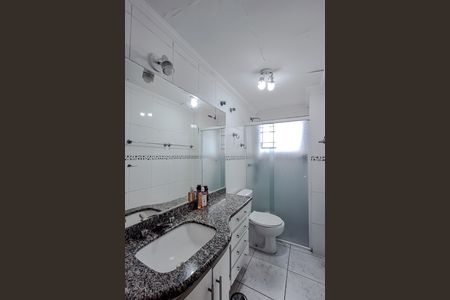 Apartamento à venda com 115m², 3 quartos e 2 vagas Apartamento à venda com 115m², 3 quartos e 2 vagasBanheiro social