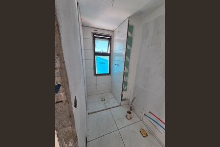 Apartamento à venda com 69m², 2 quartos e 1 vaga Apartamento à venda com 69m², 2 quartos e 1 vagaBanheiro