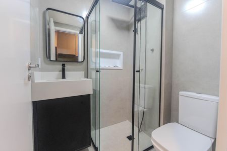 Banheiro de apartamento para alugar com 1 quarto, 21m² em Bela Vista, São Paulo