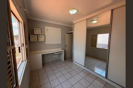 Casa para alugar com 270m², 4 quartos e 4 vagas