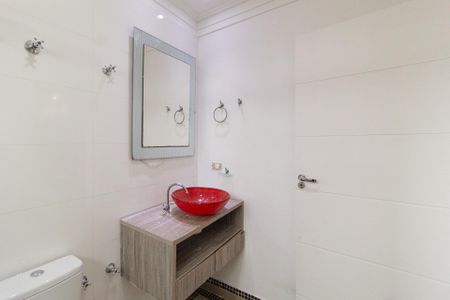 Apartamento para alugar com 432m², 4 quartos e 3 vagas Apartamento para alugar com 432m², 4 quartos e 3 vagasBanheiro da suíte 2