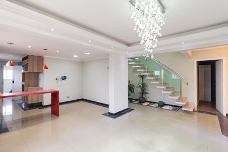 Apartamento para alugar com 432m², 4 quartos e 3 vagas Apartamento para alugar com 432m², 4 quartos e 3 vagasSala