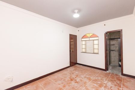 Casa para alugar com 12m², 1 quarto e sem vaga