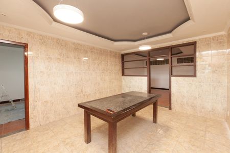 Casa para alugar com 1 quarto, 12m² em Califórnia, Belo Horizonte