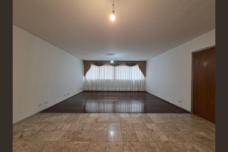 Apartamento para alugar com 139m², 3 quartos e 1 vaga Apartamento para alugar com 139m², 3 quartos e 1 vagaSala